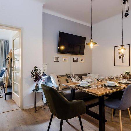 Apt In Prague Charles Bridge 1Km By Michal&Friends Extérieur photo