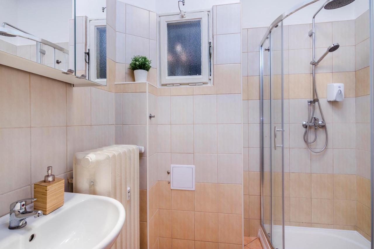 Apt In Prague Charles Bridge 1Km By Michal&Friends Extérieur photo