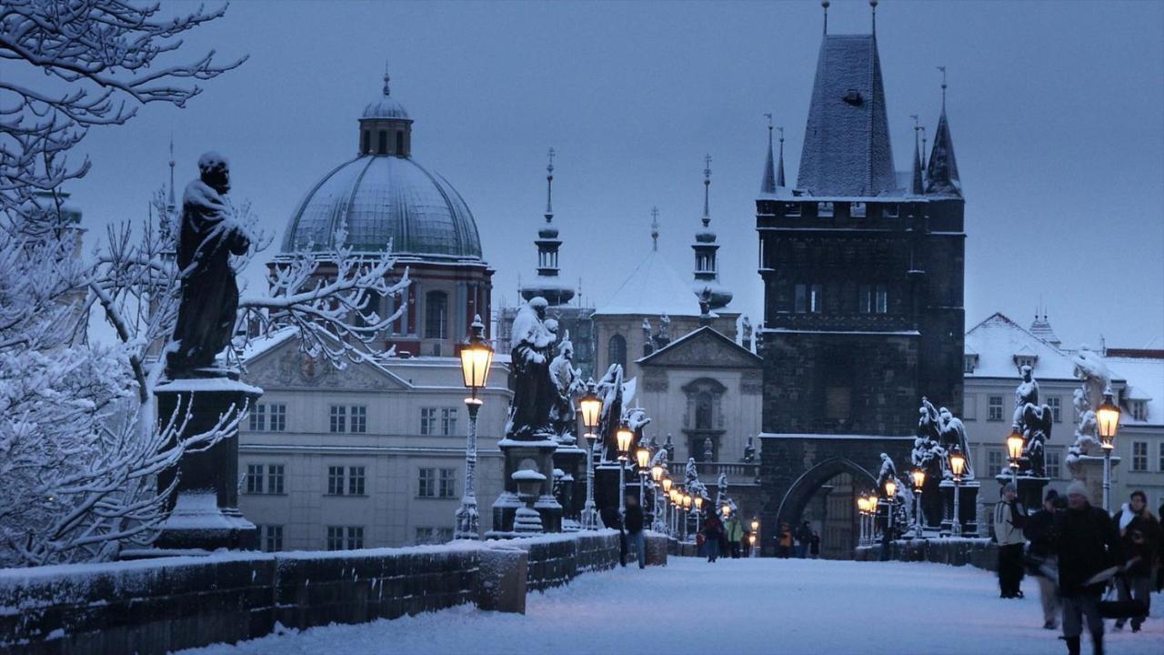 Apt In Prague Charles Bridge 1Km By Michal&Friends Extérieur photo